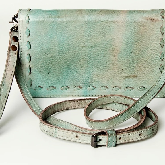 NWT - Antiqued Teal Leather Crossbody Wallet Organizer - Picture 3 of 8
